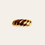 elle ring